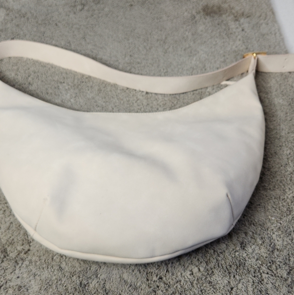 Slouchy Crescent Sling Handbag - Universal Thread Cream - Picture 4 of 10